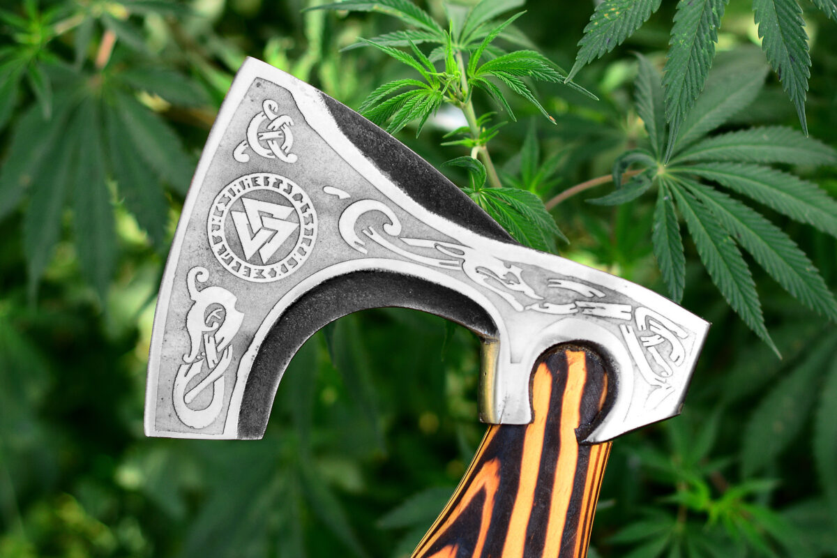 Nordic Cleaver Axe - Image 3