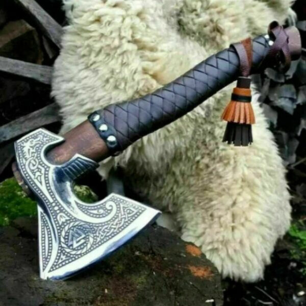 Ragnar’s Bite Axe
